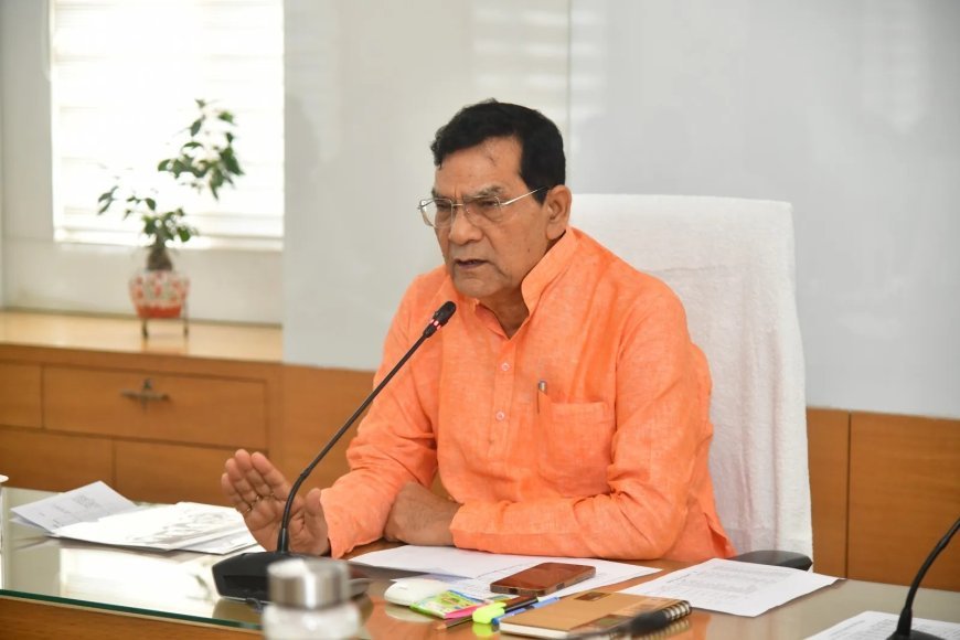 Lucknow : अखिलेश राज में ‘कटियाबाजों’ को मिला संरक्षण, अखिलेश सरकार ने पूरे बिजली ईको सिस्टम में 'बबूल' बोने का काम किया : एके शर्मा