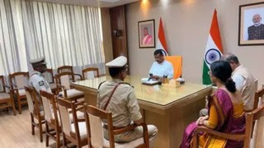Special : सत्ता के गलियारों में 'भगवा रंग की गूंज', क्या बंगाल में भी लागू होने जा रहा है 'योगी मॉडल'
