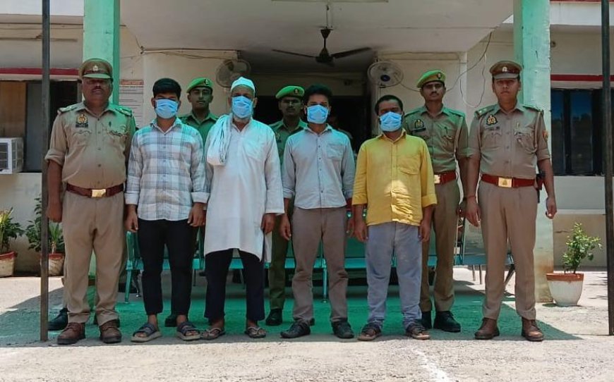 संडीला पुलिस की बड़ी कार्रवाई : 1 लाख के चार इनामी गैंगस्टर गिरफ्तार, लंबा आपराधिक इतिहास उजागर।