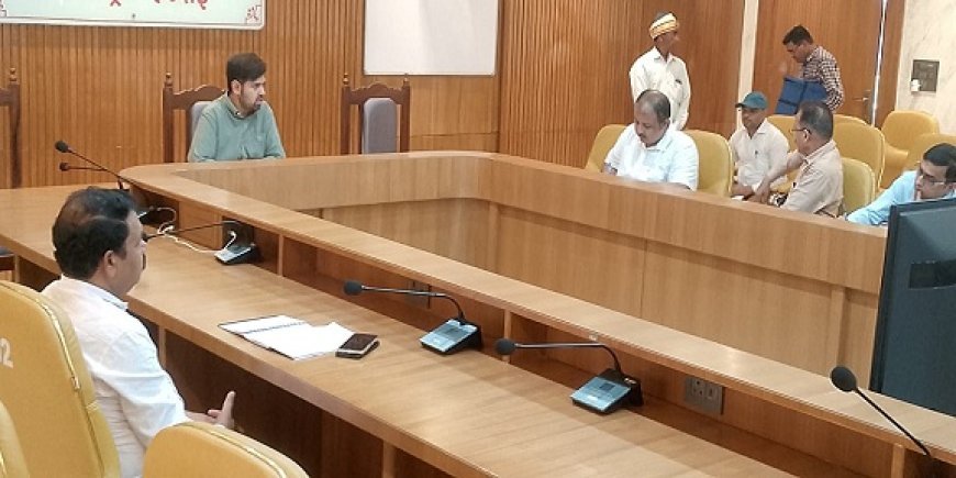 Hardoi: समिति की सहमति के उपरान्त ही टेण्डर प्रक्रिया प्रारम्भ की जाये- जिलाधिकारी