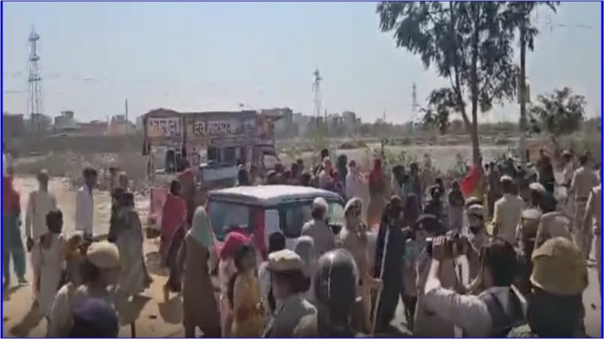 Deoband : डंपिंग यार्ड के विरोध में ग्रामीणों का हंगामा, पालिका गाड़ियों को रोककर जताया विरोध