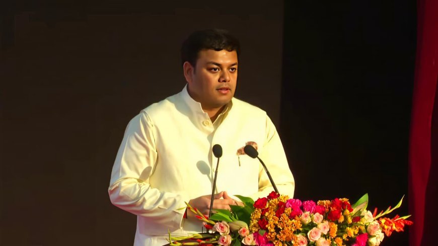 Lucknow : सीएम योगी ने वितरित किए प्रतीकात्मक चेक, अनुदेशकों को मिला सीधा लाभ, होलिस्टिक रिपोर्ट कार्ड’ का हुआ विमोचन