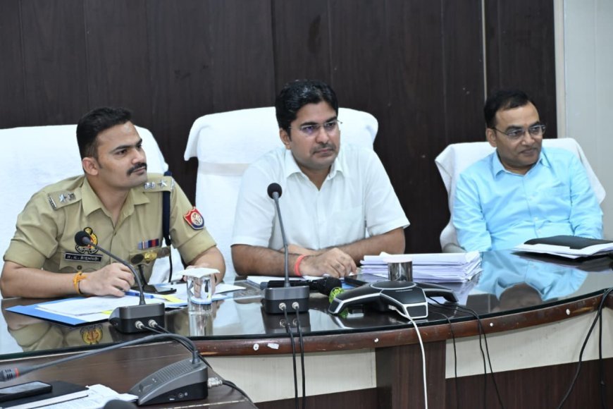 Sambhal : बकरीद से पहले संभल प्रशासन अलर्ट मोड पर, डीएम-एसपी ने दी सख्त चेतावनी; नई परंपरा और प्रतिबंधित पशु की कुर्बानी पर रहेगा पूर्ण प्रतिबंध