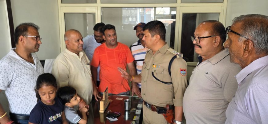Bajpur: सुबह एक बुजुर्ग से गोल्ड की अंगूठी दिनदहाड़े लूट कर युवक फरार।
