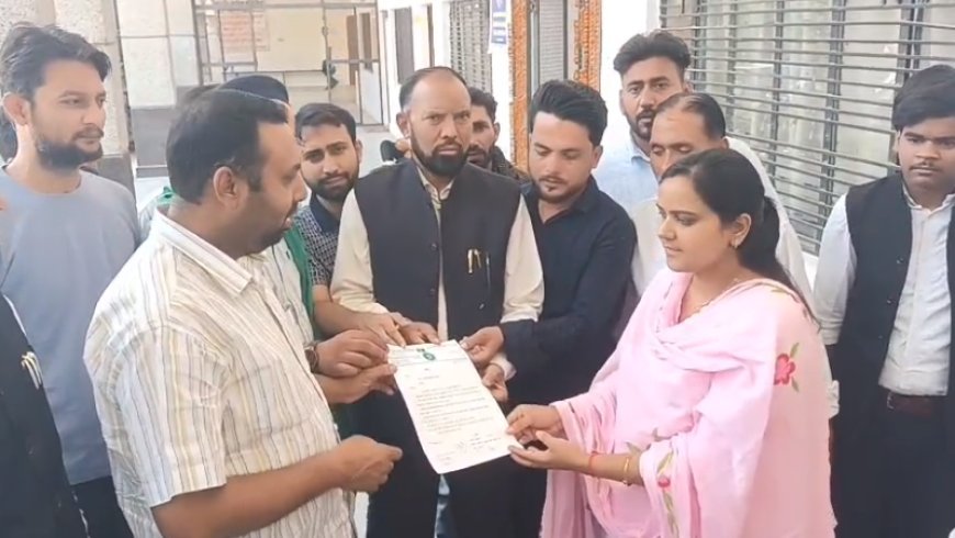 Sambhal: ईदुल अज़हा पर AIMIM ने प्रशासन को सौंपा ज्ञापन, कहा- कुर्बानी में न हो रुकावट, अमन-चैन रहे कायम।