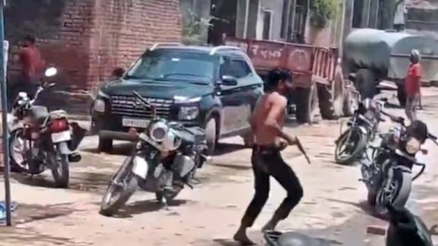 मथुरा के परिक्रमा मार्ग में भंडारे को लेकर दो गुटों में भीषण खूनी संघर्ष, खुलेआम ताबड़तोड़ फायरिंग से इलाके में मचा हड़कंप।