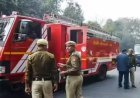दिल्ली के व्यस्त ITO इलाके में स्थित स्कूल ऑफ प्लानिंग एंड आर्किटेक्चर की इमारत में भड़की भीषण आग, पूरे परिसर में मचा हड़कंप।