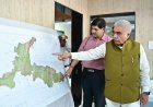 Lucknow : योगी सरकार के टेक्सटाइल हब विजन को मिल रही गति, मंत्री राकेश सचान ने पीएम मित्र मेगा टेक्सटाइल पार्क के निर्माण कार्यों का किया निरीक्षण