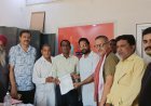 Bajpur: नए गैस कनेक्शन जारी करने को लेकर प्रबंधन को ज्ञापन सोपा 