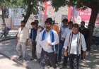 Deoband : भैंस चोरों की गिरफ्तारी न होने पर आक्रोश, आजाद समाज पार्टी और भीम आर्मी ने घेरा दफ्तर