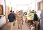 Hardoi: डीएम-एसपी ने पुलिस भर्ती परीक्षा केंद्रों का किया निरीक्षण, नकलविहीन व शांतिपूर्ण परीक्षा के दिए निर्देश