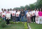 Lucknow : 40 डिग्री तापमान में भी एलडीए के रोज गार्डेन में खिलखिला रहे गुलाब 