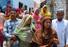 Bajpur : ब्लैकमेलिंग से परेशान युवती ने लगाई फांसी, परिजनों ने आरोपियों की गिरफ्तारी तक शव दफनाने से किया इनकार