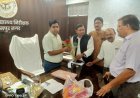 Kanpur : आदर्श माध्यमिक शिक्षक संघ ने जिला विद्यालय निरीक्षक से की मुलाकात, शिक्षक समस्याओं के समाधान पर हुई चर्चा