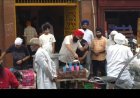 Deoband : देवबंद के गुरुद्वारे में मनाया गया गुरु अरजन देव जी का शहीदी पर्व, राहगीरों को पिलाया मीठा शर्बत
