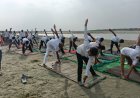 Hardoi : तेरापुरसौली गंगा घाट पर अंतर्राष्ट्रीय योग दिवस का आयोजन, ग्रामीणों ने लिया निरोग रहने का संकल्प