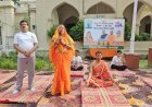 Hardoi : जिला पंचायत परिसर में अंतर्राष्ट्रीय योग दिवस पर शिविर आयोजित, सामूहिक योगाभ्यास से दिया निरोग रहने का संदेश