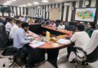 Sitapur : निर्माण कार्यों में लापरवाही पर भड़के जिलाधिकारी, हरगांव स्वास्थ्य केंद्र के निरीक्षण में गुणवत्ता