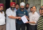 Bajpur : ग्राम प्रधानों ने ब्लॉक कार्यालय में की सांकेतिक तालाबंदी, कार्यों में लापरवाही का आरोप