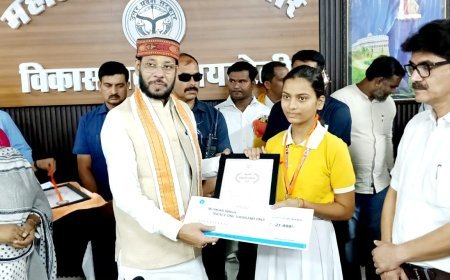 Raebareli : बिजली बिल में दस फीसदी की बढ़ोतरी जनता पर भारी बोझ, समाजवादी चिंतक ओपी यादव ने जताई नाराजगी