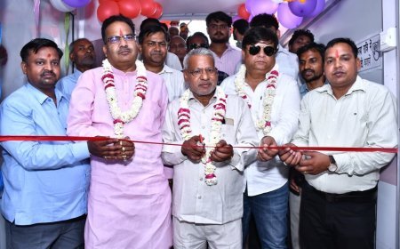 Hathras: न्यू बापू ब्लड सेंटर का उद्घाटन, रक्तदान के लिए किया प्रेरित। 