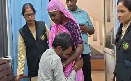 जब 15 साल बाद मिली लापता मां... घुटनों के बल बैठकर रो पड़ा इकलौता बेटा, मां के सीने से लिपटकर फूट-फूटकर रोई बेटी।