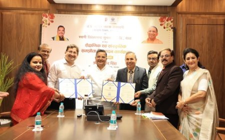 Lucknow: सांस्कृतिक विरासत के संरक्षण को नई गति, संगीत नाटक अकादमी और सुभारती विश्वविद्यालय के बीच हुआ एमओयू।