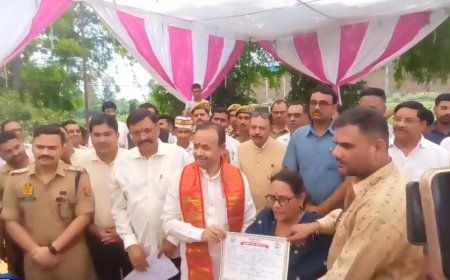 Sambhal: दंगों का दर्द 48 साल पुराना, लेकिन न्याय की शुरुआत अब... सम्भल में पीड़ित परिवारों की घर वापसी का रास्ता हुआ तैयार, सभी को मिलेगी जमीन