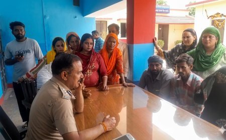 Bajpur: महिला के साथ जबरदस्ती दुष्कर्म करने का प्रयास, घर में घुसकर लाठी डंडों से महिला के पति पर किया जानलेवा हमला। 