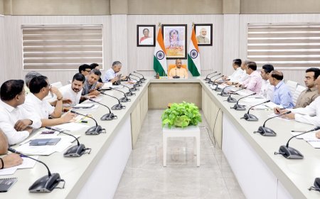 Lucknow: पर्यटन को सांस्कृतिक पुनर्जागरण, रोजगार सृजन और वैश्विक पहचान से जोड़कर आगे बढ़ाएं- मुख्यमंत्री