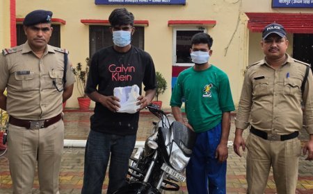 Bajpur: बाइक सवार दो बदमाश मोबाइल लुटेरो को पुलिस ने दबोचा