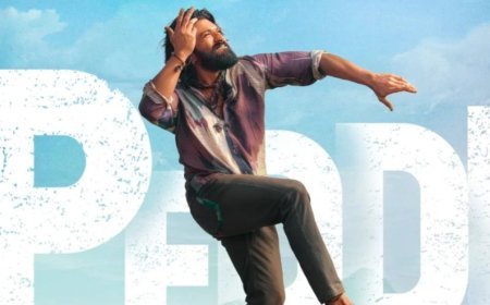 सिनेमाघरों में गूंजी राम चरण की दहाड़: बार-बार टलने और सोशल मीडिया पर लीक होते कथानक के बीच आखिरकार रिलीज हुई बहुप्रतीक्षित पैन-इंडिया फिल्म 'पेड्डी'।