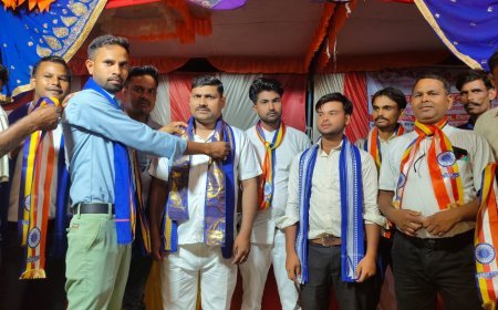 Sitapur : किन्हौटी गांव में बौद्ध धम्म और संविधान चर्चा कार्यक्रम का समापन, पत्रकारों और भीम आर्मी कार्यकर्ताओं का हुआ सम्मान