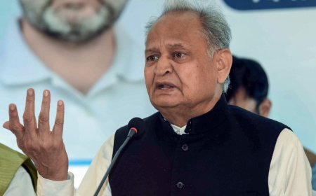 'मैं देश का सबसे संतुष्ट राजनेता हूँ, अब मुझे किसी पद या सत्ता की लालसा नहीं' - पूर्व मुख्यमंत्री अशोक गहलोत ने जयपुर में दिया बड़ा बयान