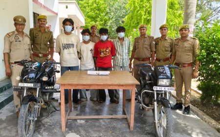 Hardoi: मोबाइल छिनैती गैंग का पर्दाफाश, चार आरोपी गिरफ्तार, एक बाल अपचारी पुलिस अभिरक्षा में