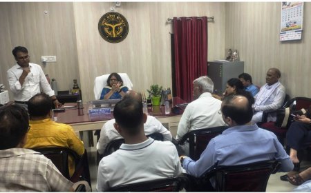 Lucknow : नवीन श्रम संहिताओं के प्रभावी क्रियान्वयन हेतु सेवायोजकों को किया गया जागरूक