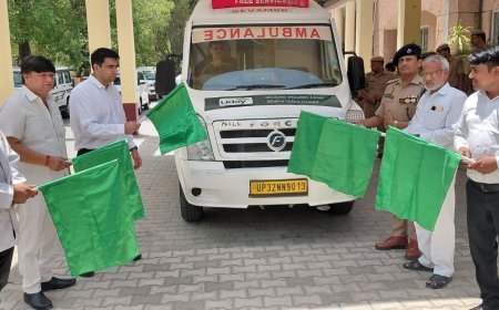 Hathras : हाथरस के गांवों तक मुफ्त इलाज पहुंचाने के लिए मोबाइल हेल्थ यूनिट रवाना