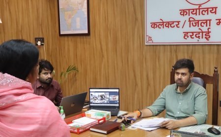 Hardoi: जनसुनवाई में पहुंचे 127 फरियादी, डीएम अनुनय झा ने सुनी समस्याएं, समयबद्ध निस्तारण के दिए निर्देश