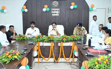 Sambhal: जीआईसी प्रवक्ता प्री परीक्षा-2025 को लेकर प्रशासन अलर्ट, डीएम ने दिए कड़े निर्देश; 6 केंद्रों पर 2656 अभ्यर्थी होंगे शामिल