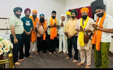 Deoband : नूरपुर से मणिकरण साहिब जा रहे सिख श्रद्धालुओं का देवबंद में भव्य स्वागत