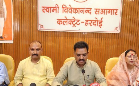 Hardoi: प्रधानमंत्री मोदी के सेवा, सुशासन और विकास के 12 वर्ष पूर्ण: प्रभारी मंत्री असीम अरूण बोले- हर क्षेत्र में हुआ अभूतपूर्व परिवर्तन