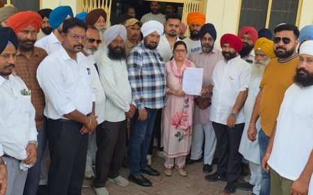 Bajpur : सिख समाज ने कृपाण पर पाबंदी के विरोध में मुख्यमंत्री को भेजा ज्ञापन