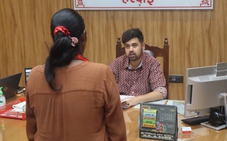 Hardoi: जनसुनवाई में जिलाधिकारी ने सुनीं 118 शिकायतें, त्वरित एवं गुणवत्तापूर्ण निस्तारण के दिए निर्देश