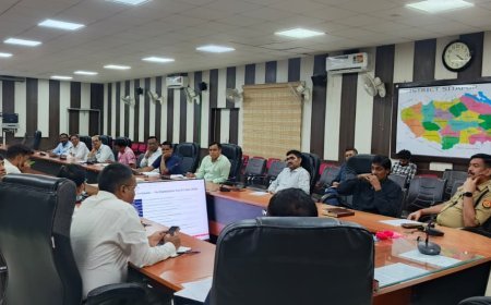 Sitapur : सीतापुर में भव्य रूप से मनाया जाएगा 12वां अंतर्राष्ट्रीय योग दिवस, जिलेभर में व्यापक तैयारियां