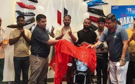 Sitapur : सीतापुर में सुपर स्प्लेंडर एक्सटेक 2.0 बाइक लॉन्च, मिलेंगे कई आधुनिक फीचर्स