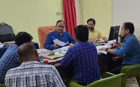 Deoband : देवबंद में बिजली विभाग की बड़ी कार्रवाई, बकाया न चुकाने पर 42 व्यावसायिक कनेक्शन काटे