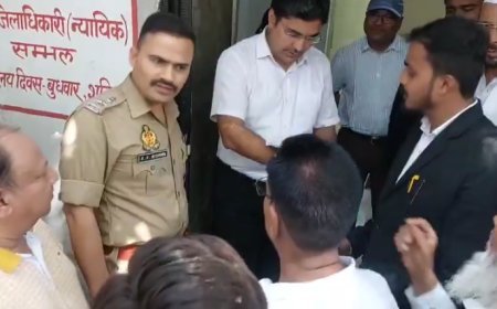 Sambhal : सम्भल में मेंथा फैक्ट्रियों पर प्रशासन का शिकंजा, 32 यूनिट जांच के घेरे में