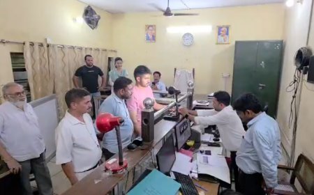 Sambhal : आधी रात खुला रजिस्ट्री ऑफिस, यमतीर्थ के लिए 17 लाख का प्लॉट हुआ दाननुमा बैनामा