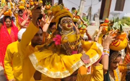 Sambhal : कल्कि नगरी सम्भल में निकली भव्य कलश यात्रा, 8 दिवसीय श्रीमद् भागवत कथा का शुभारंभ, हजारों श्रद्धालु होंगे शामिल
