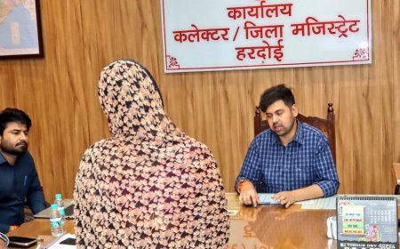 Hardoi : कलेक्ट्रेट में जिलाधिकारी अनुनय झा ने सुनीं जन समस्याएं, 64 शिकायतों के जल्द निपटारे के आदेश